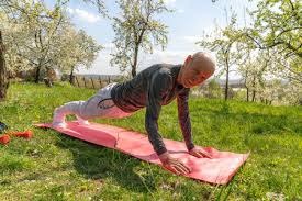 国足为于汉超送退役球衣